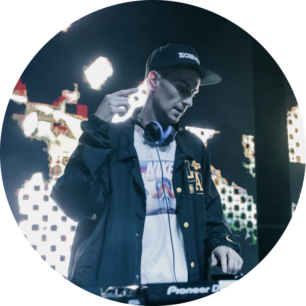 Radosław Sobotkiewicz — instruktor Alfa DJ's Center